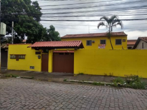 Casa com 2 quartos em condomínio